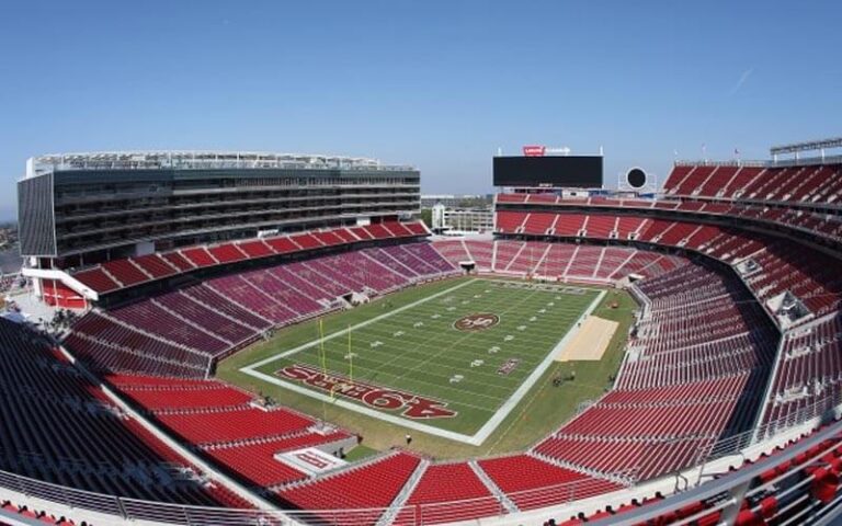 何小珂中超,归来路漫漫,三队效力难,爱游戏app,爱游戏官网,爱游戏体育官网,爱游戏体育app